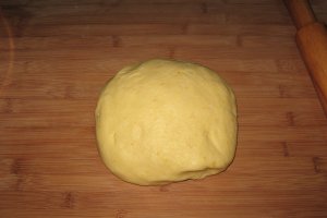 Placinta cu mere ca la mama