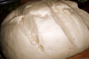 Pizza "Criss" - cu ciuperci si masline