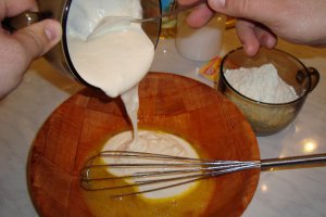 Loukoumades (gogoşi cu miere)