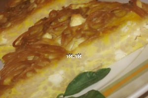 Budinca de spaghete integrale cu branza sarata