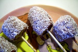 Banana lollipop