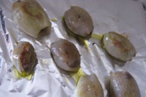 Ceapa umpluta pe salata de linte