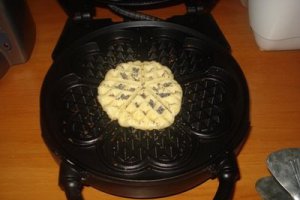 Saratele cu branza la aparatul de vaffe