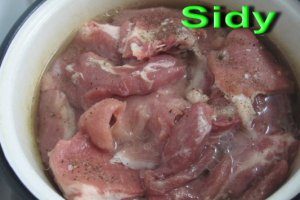 Friptura de porc cu usturoi