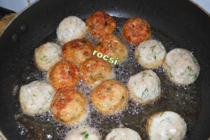 Chiftelute de peste marinate