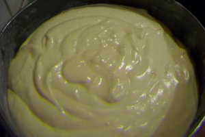 Tort cu fructe de padure