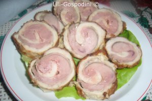 Rulada de carne de porc si piept de pui