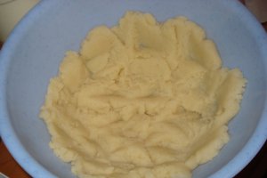 Gogosele cu crema de vanilie