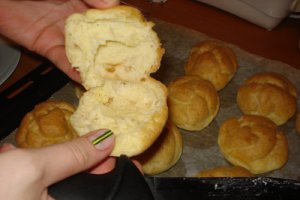 Gogosele cu crema de vanilie