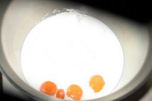 Prajitura cu foi din zahar caramel