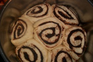 Cozonac Rosenkranz cu cacao si migdale