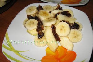 Duet de mere si banane cu crema de ciocolata