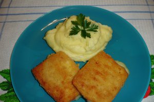 Cascaval pane cu piure de cartofi
