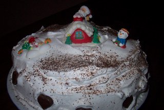 Tort casuta de Craciun