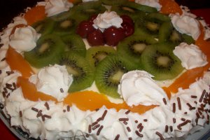 Tort cu spuma de lamaie