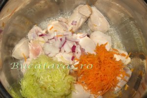 Cous-cous cu legume si pui