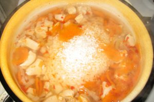 Pilaf cu legume si pui
