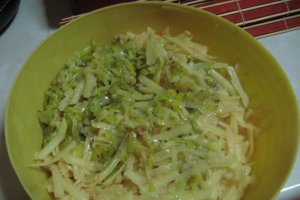 Guguluf aperitiv din carne tocata