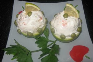 Salata boeuf  in paharele de lamiie