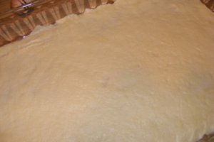 Prajitura cu nuci si dulceata