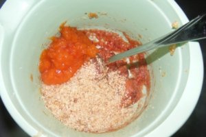 Prajitura cu nuci si dulceata