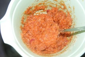 Prajitura cu nuci si dulceata
