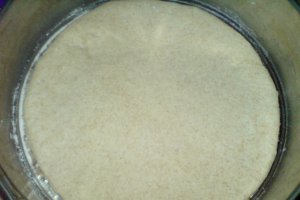 Pizza cu faina neagra