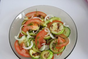 Salata cu dovlecel