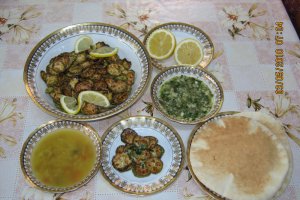 Dovlecei caliti cu mujdei de usturoi-specific tarilor arabe