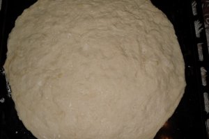 Pizza rapida cu mult cascaval