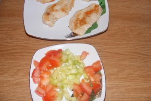 Salata de cruditati cu piept de pui