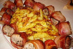 Muschiulet de porc in bacon cu sos de coniac