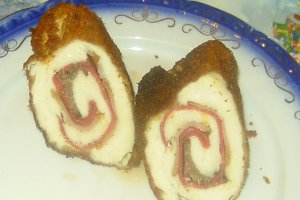 Rulou din piept de pui