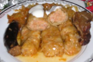 Sarmale in vas de lut