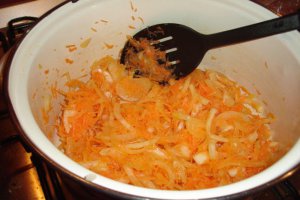 Ciorba de varza acra cu "taieturi"