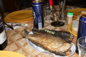 O masa cu pastrav