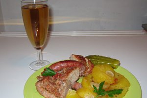 Muşchi de porc împletit cu cârnăcior