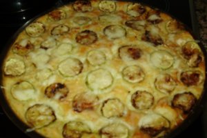 Tarta aperitiv cu dovlecel si branza