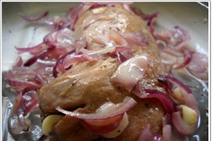 Muschiulet la cuptor cu ceapa caramelizata