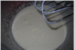 Tarta cu mere si bezea