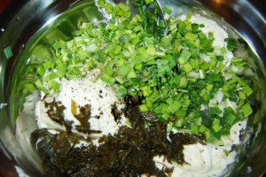 Rulada aperitiv cu rosii si crema de branza