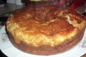 Tort de mere cu cremă de zahăr ars- pentru cel mai bun soţ din lume