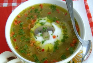 Ciorba de ciuperci a la grec