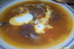 Ciorba de fasole cu afumatura