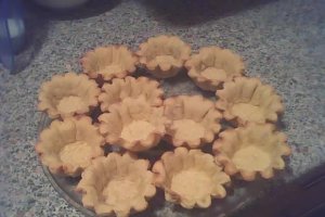 Tarte cu vanilie si visine