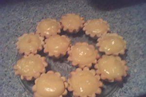 Tarte cu vanilie si visine