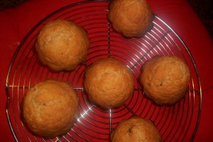 Muffins cu ciocolata si stafide