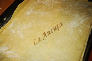 Placinta cu mere "ca la mama"