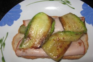 Sandwich-uri calde-reci