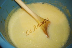 Budinca de paste cu lapte si cascaval
